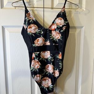 Cupshe‎ Black Floral One-Piece Swimsuit with Peach Rose Accents